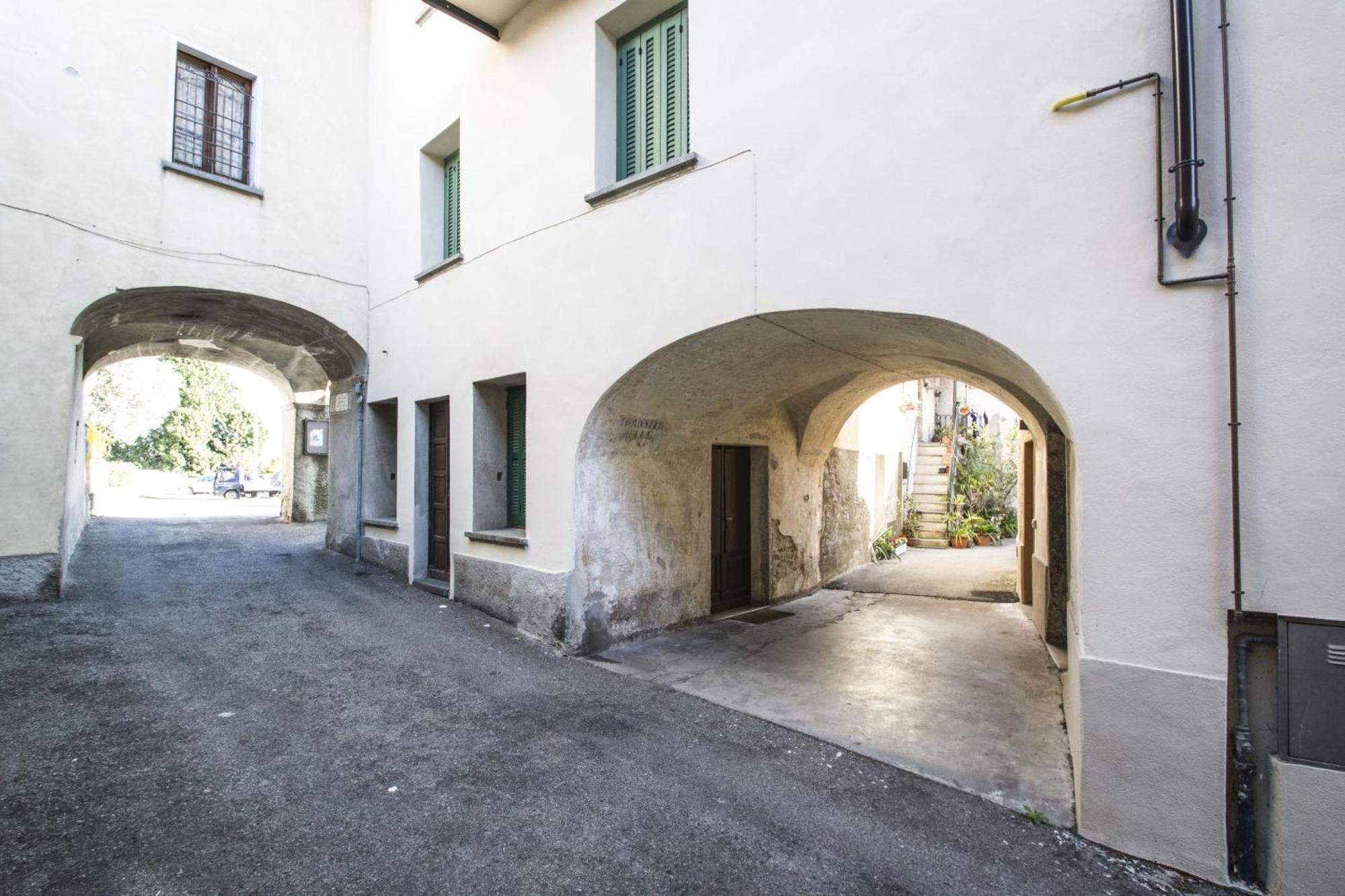 Casa Lea Apartment Castelveccana Exterior photo